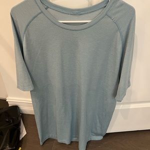 Men’s Large Lululemon Shirt